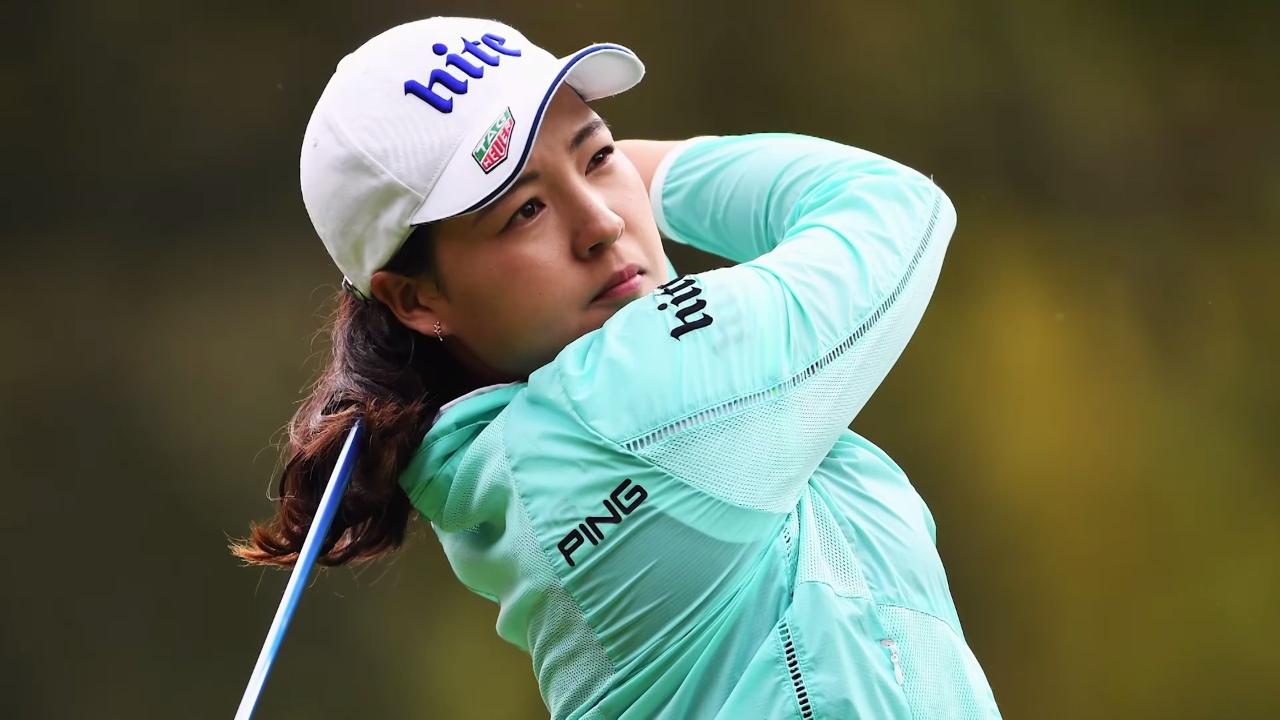 LPGA: Koreans Dominate Evian Day 1