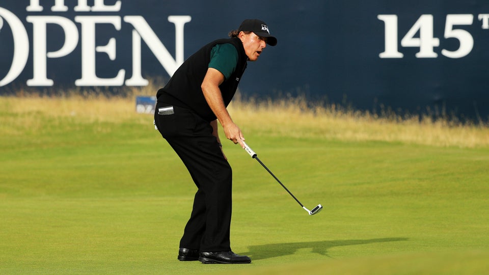 British Open 2016 Phil Mickelson's Putt for Major Scoring Record Lips Out