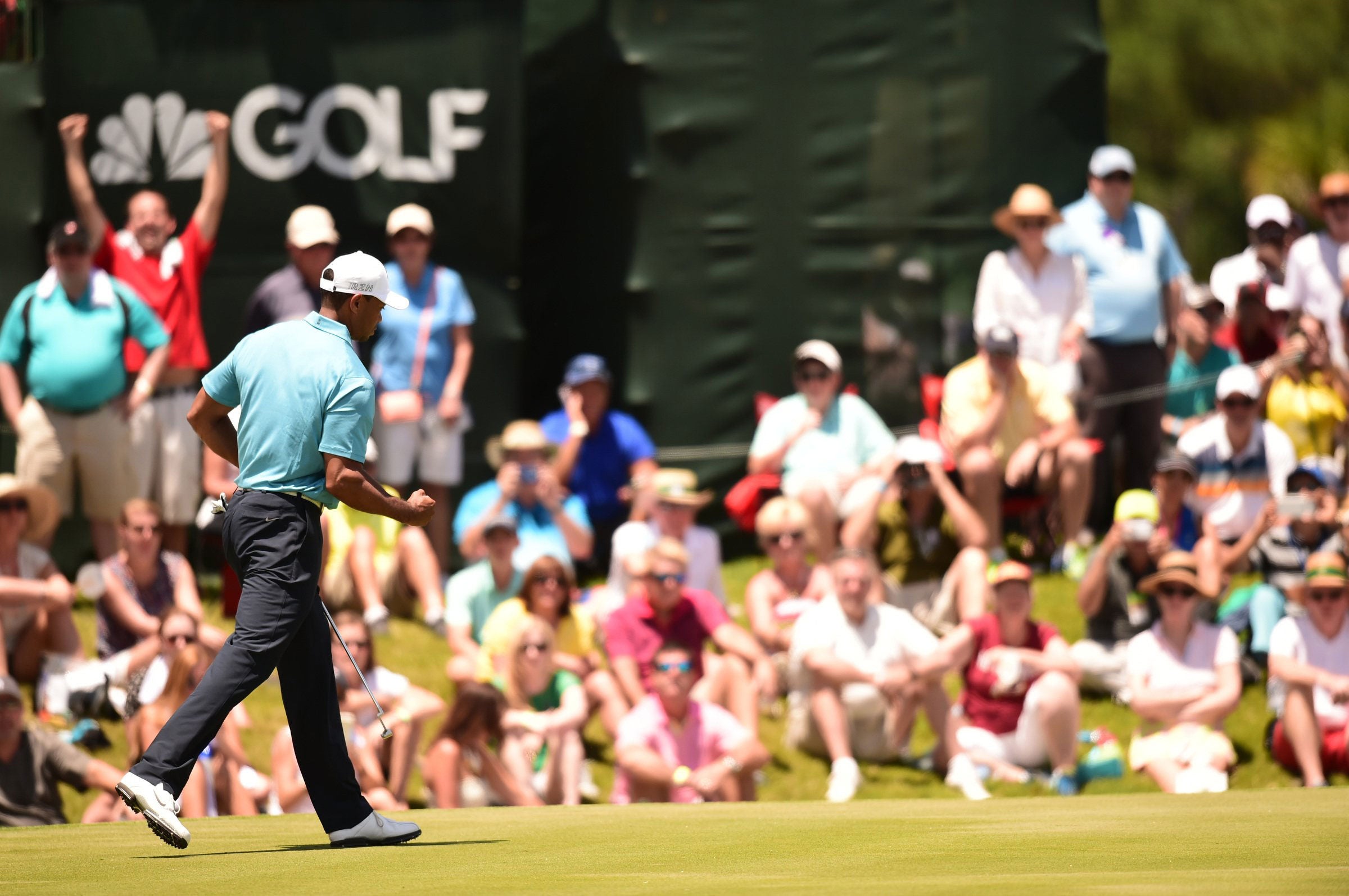 Tiger Woods Drains Clutch Birdie to Make Players Cut Friday