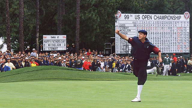 Payne Stewart celebrating his U.S. Open-winning putt in 1999.