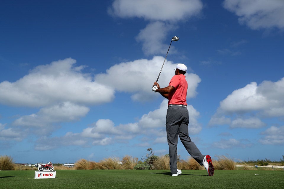 tiger woods yacht hero world challenge