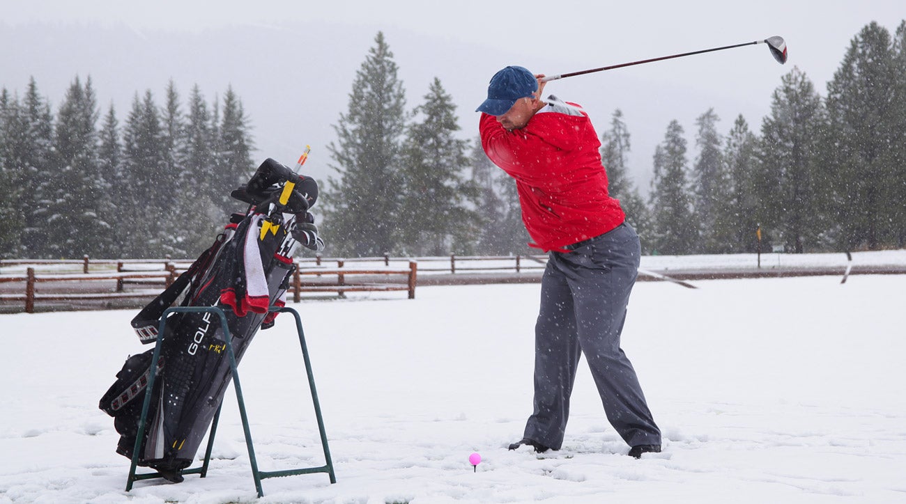 Do golf balls fly farther in warmer weather?