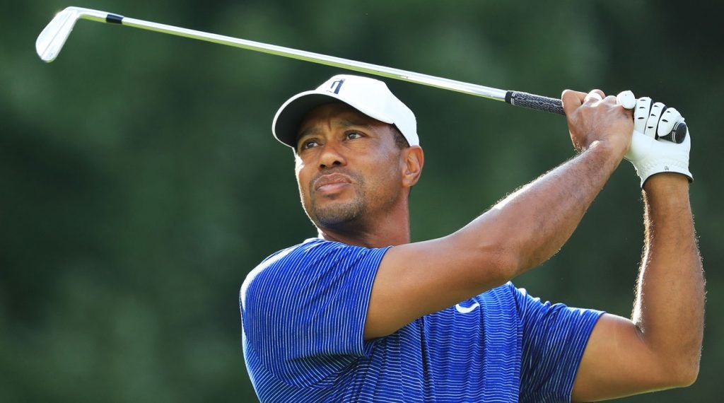 Tiger Woods shoots opening-round 71 at Northern Trust - Golf