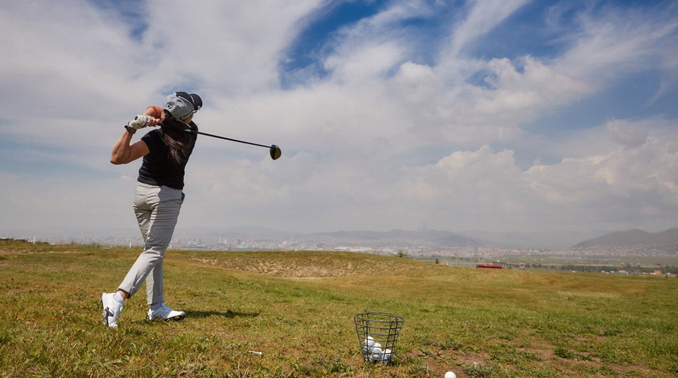 Bilgee warming up for her own Mongolian National Open campaign, after already caddying in the men’s division that morning.