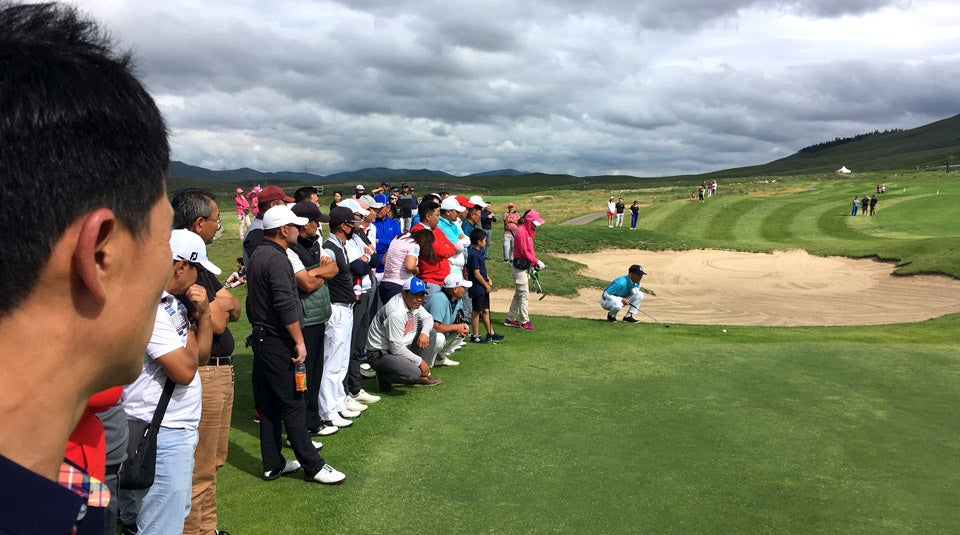 A crowd gathers for the playoff of the Mongolian National Open (with the winner going to the Asia Pacific Amateur in Singapore).