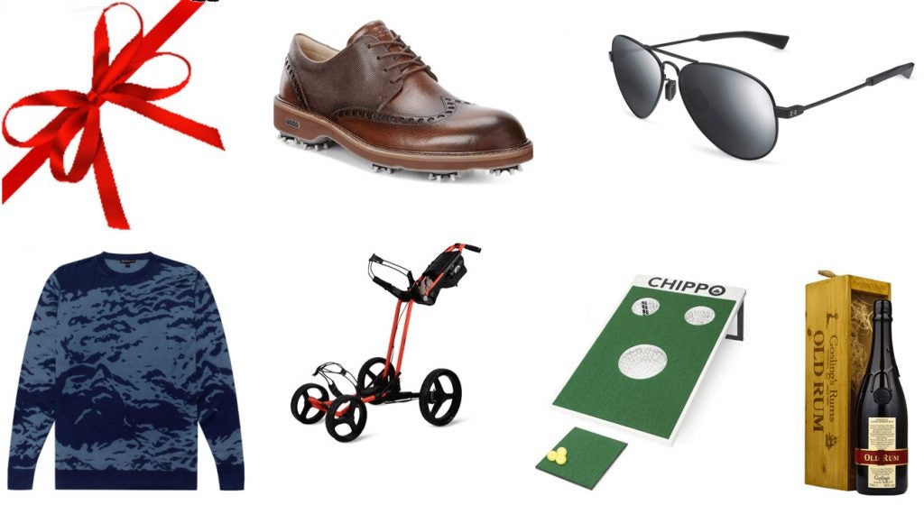 Check out our top picks for golf gifts this holiday season below.