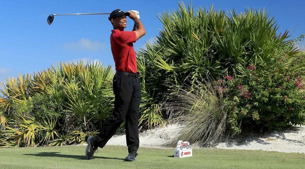 Tiger Woods tees off during the final round of the Hero World Challenge on Sunday.