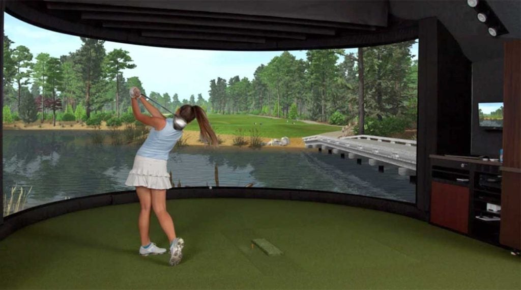 How to find the best golf simulators for your budget