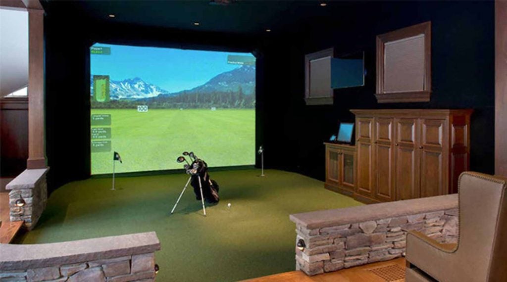 How to find the best golf simulators for your budget