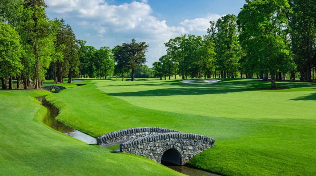 Adare Manor offers golfers a picture-perfect setting.