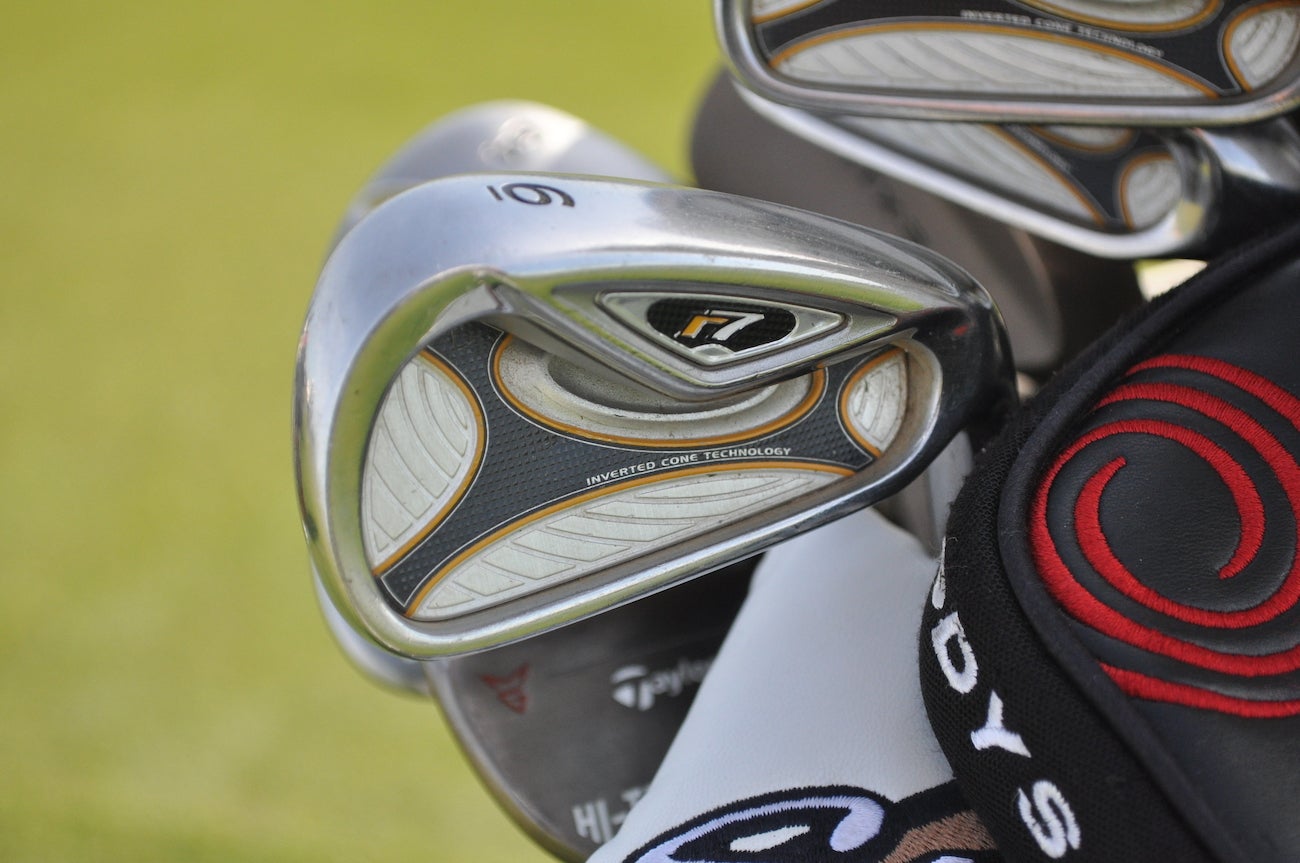 Blast from the past! Check out Kenny Perry's TaylorMade R7 irons. These sticks were first released in 2006. 