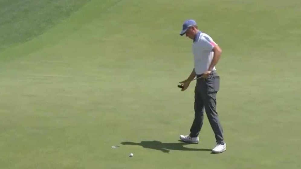 Masters 2019: Jordan Spieth misses two-foot putt at No. 1