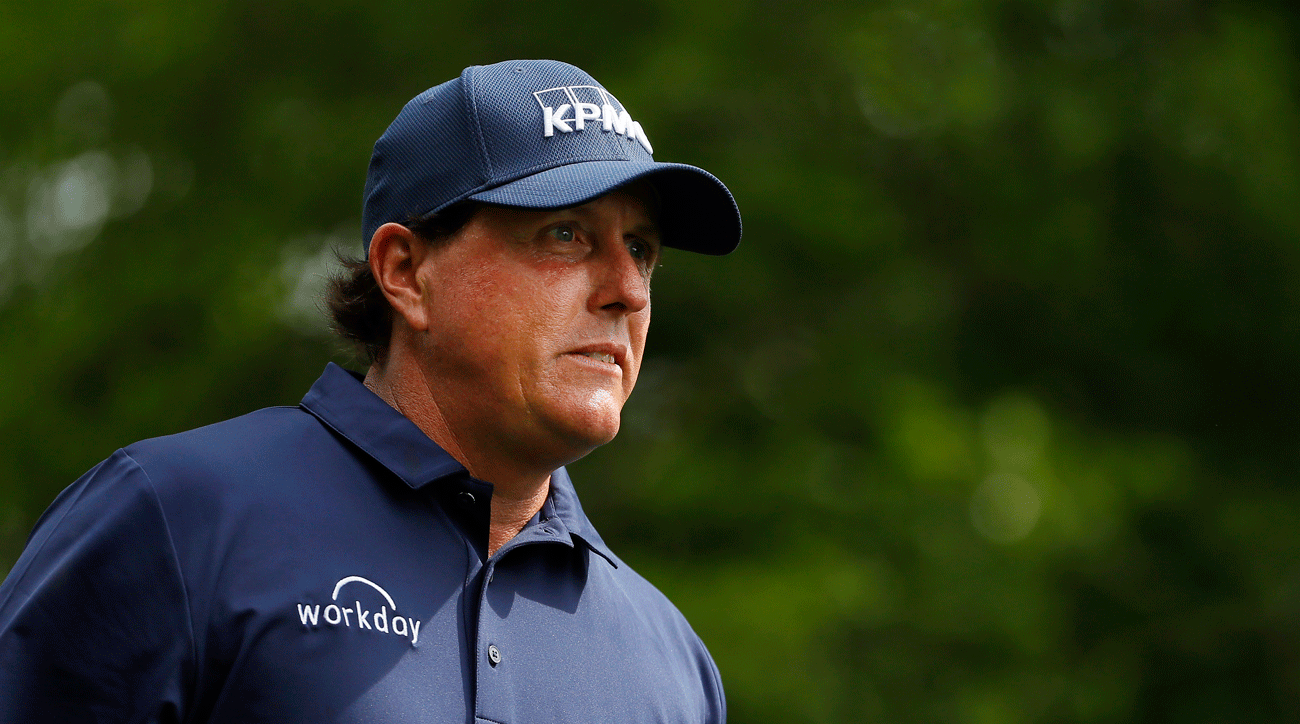 Masters 2019: Like the famous azaleas, Phil Mickelson blooms at Augusta ...