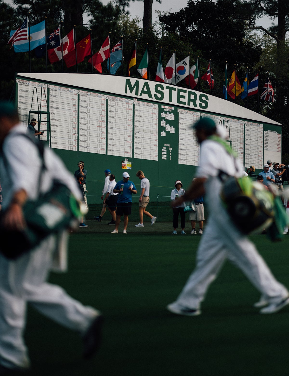 Annnndddddd, official Masters action has begun!