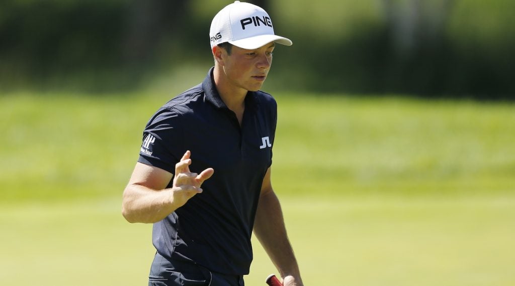 Viktor Hovland switched putters midway through the John Deere Classic.