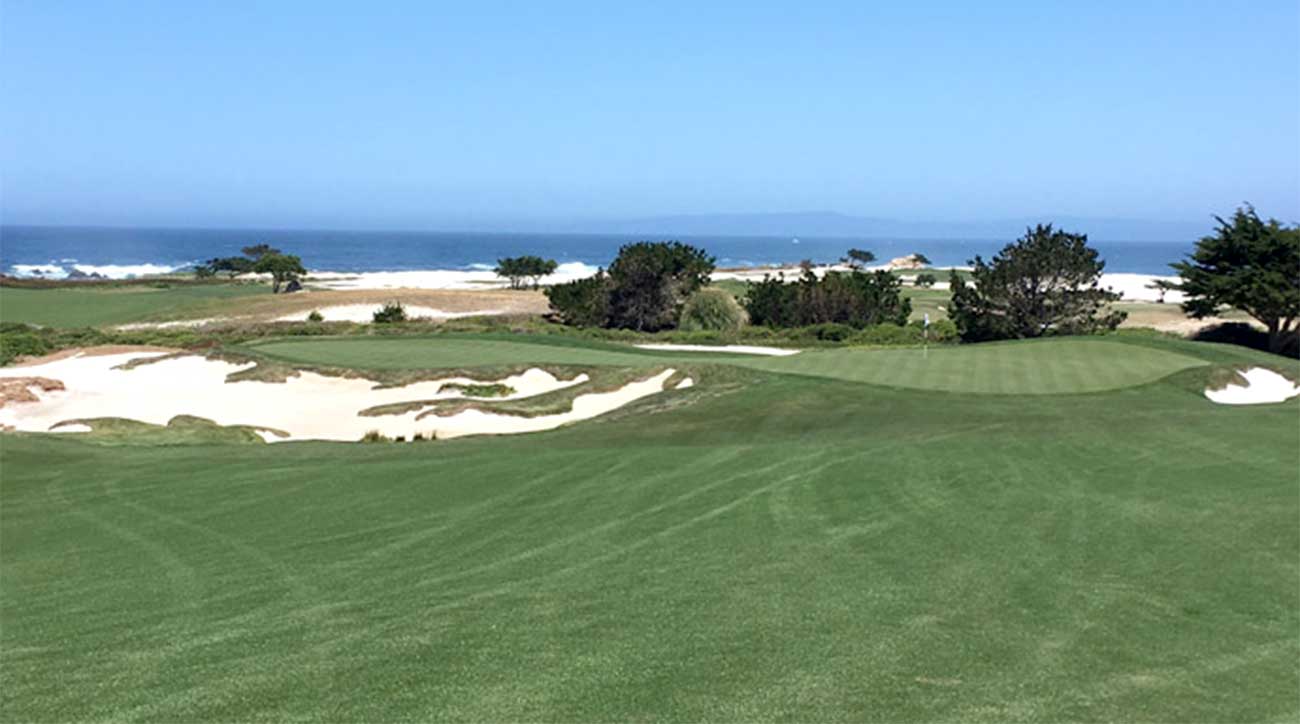 The par-4 16th at the Dunes Course has a long and narrow green with lots of trouble lurking.