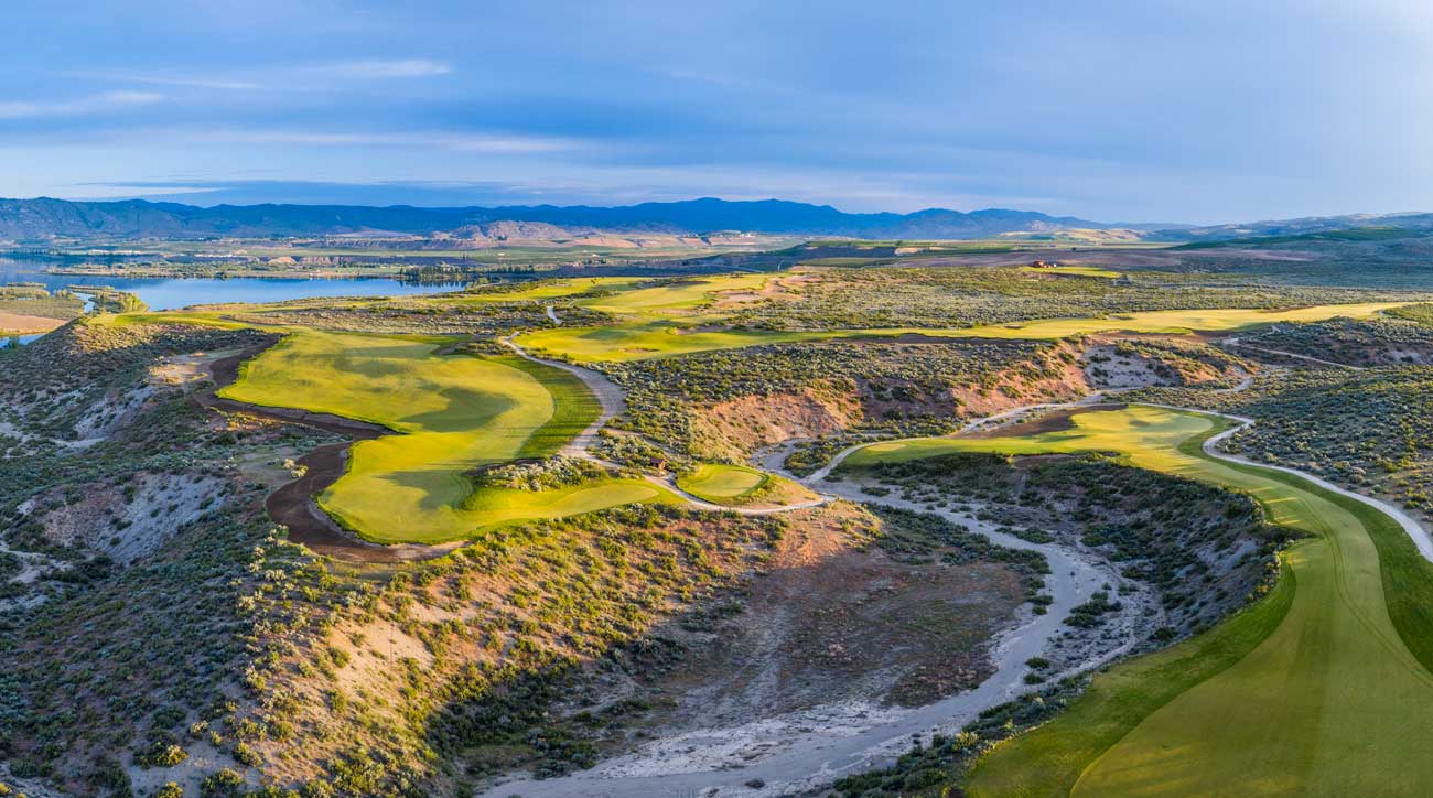 Gamble Sands, Brewster, Washington Golf course information and reviews.