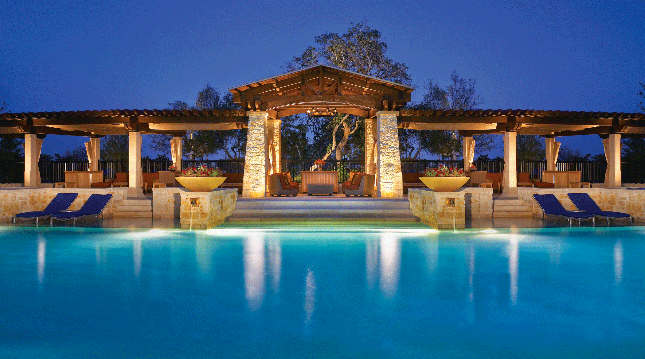 The JW Marriott San Antonio by night.