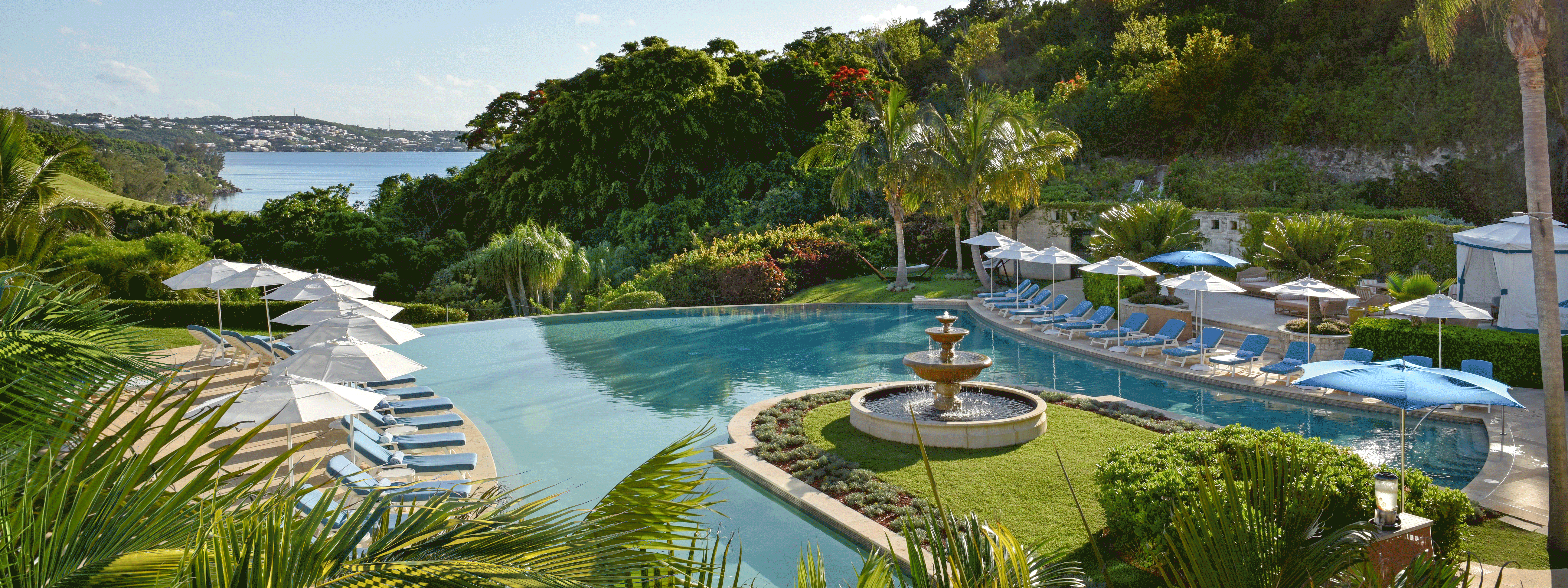 The main pool at the Rosewood Bermuda.