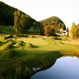 The second hole at Omni Bedord Springs Resort's Old Course.