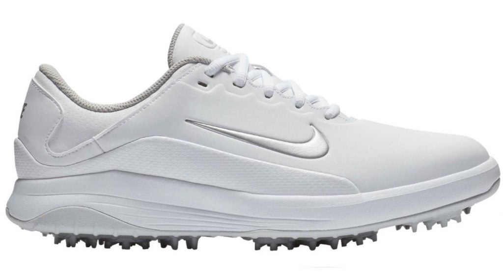 Golf shoes are up to 40% off during the Dick's Sporting Goods flash sale.