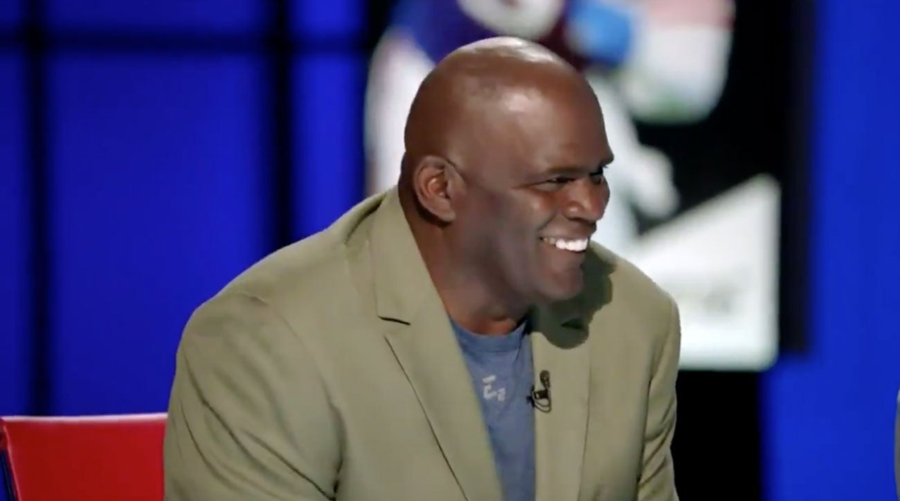 Ex-New York Giants linebacker Lawrence Taylor plays TimberTech Pro Am