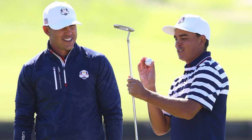 Rickie Fowler will replace Brooks Koepka on this year's U.S. Presidents Cup team.