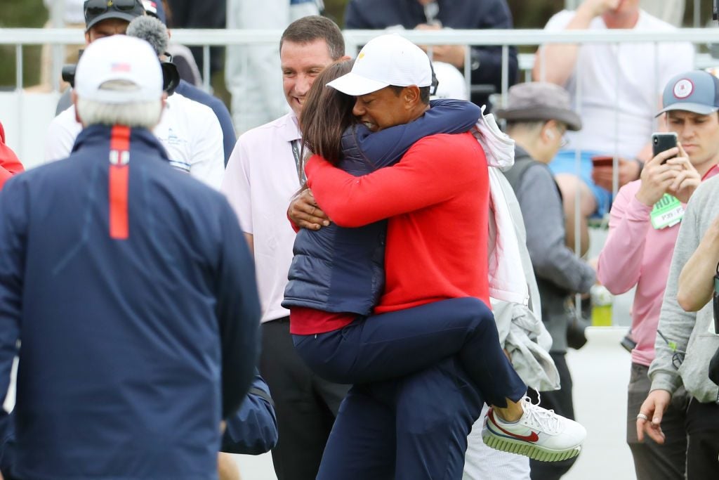Tiger Woods and Erica Herman celebrate U.S. Team win with an emotional ...