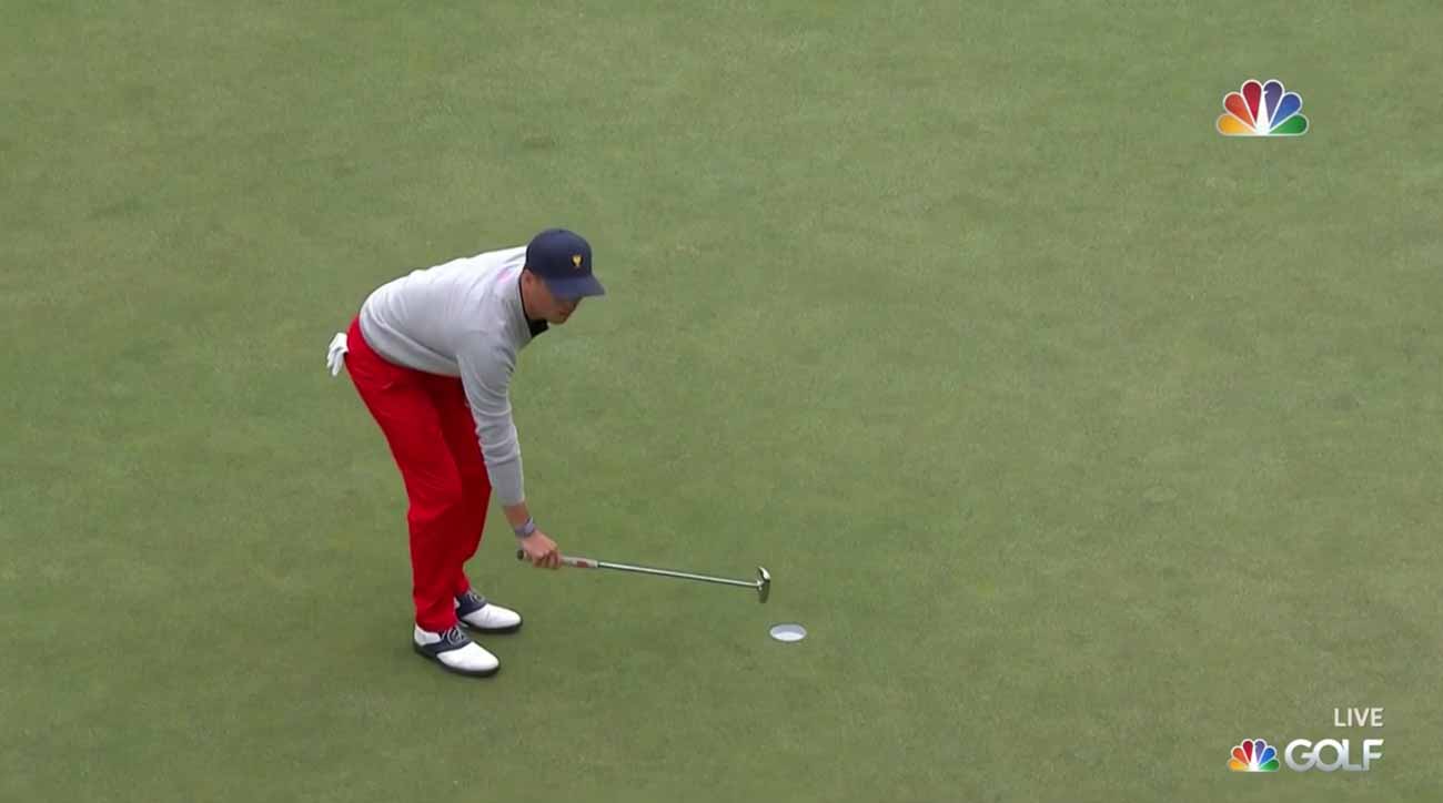 Justin Thomas calls out opponents for not giving short birdie putt