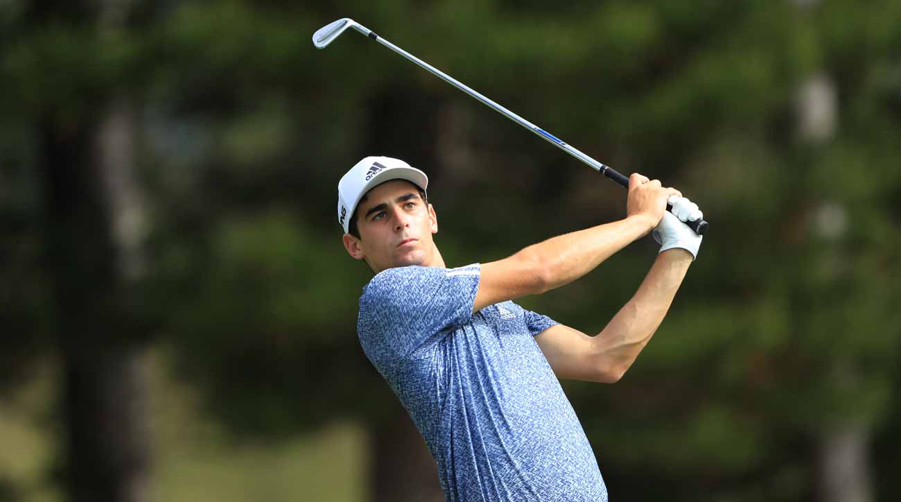 Joaquin Niemann leads Sentry TOC; Justin Thomas only one shot back