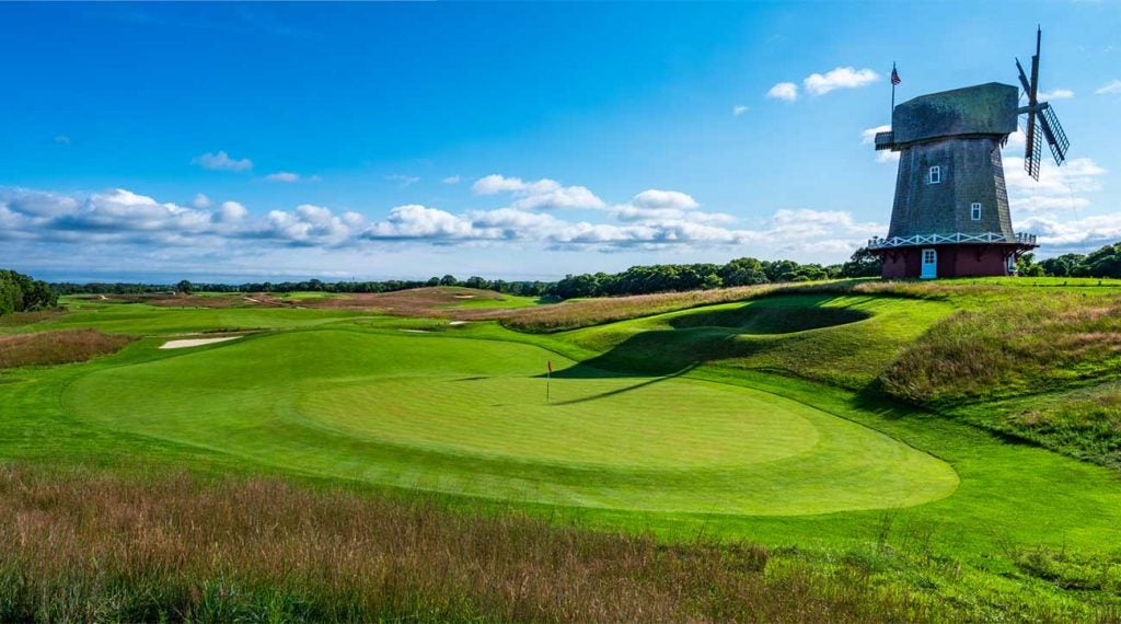 The 16th hole at National Golf Links of America has one of the most famous Punchbowls in the world.