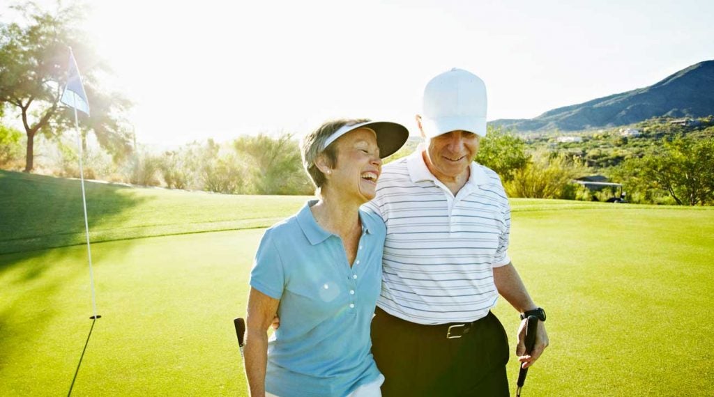 Seniors who play golf may avoid early death at a better rate than those who don't play.