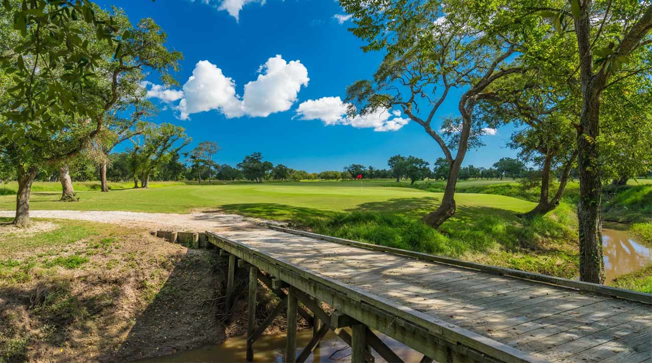 If you get a chance to play Wolf Point, you will be on a very exclusive list.