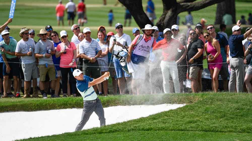 Jordan Spieth hits from a bunker during last year's Charles Schwab Challenge, which will host the Tour's first tournament after its hiatus.