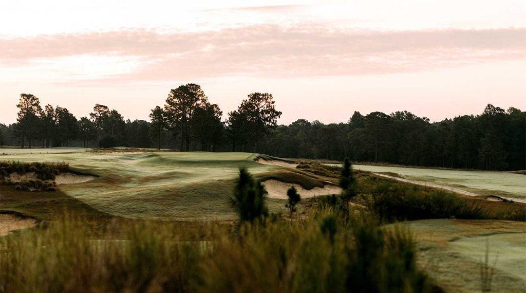 The 6th hole at Pinehurst No. 4.