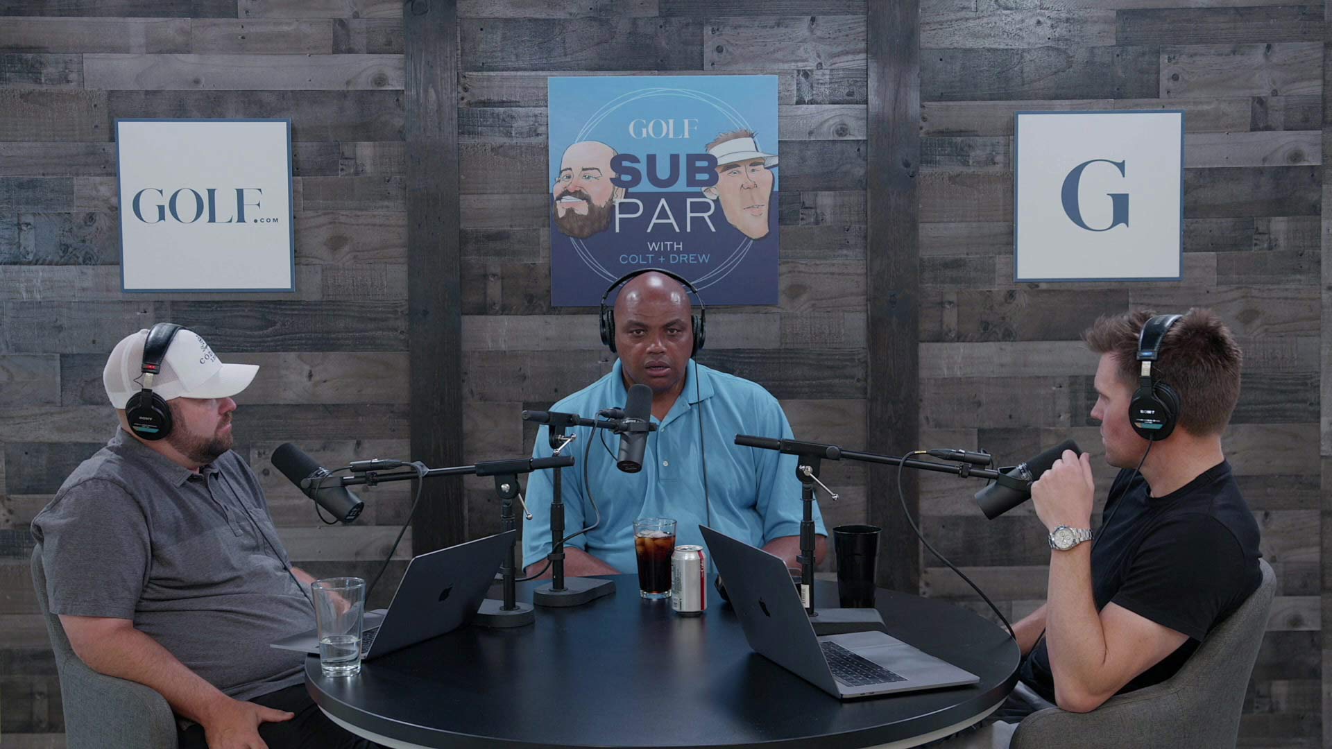 Charles Barkley tells the story of how he and Michael Jordan used to organize their rounds together.