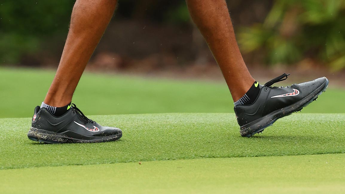 Frank' golf shoes at Match II 