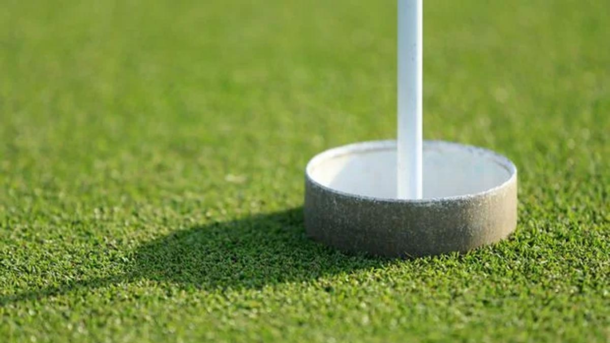 Have raised cups golf any easier? Here's what the