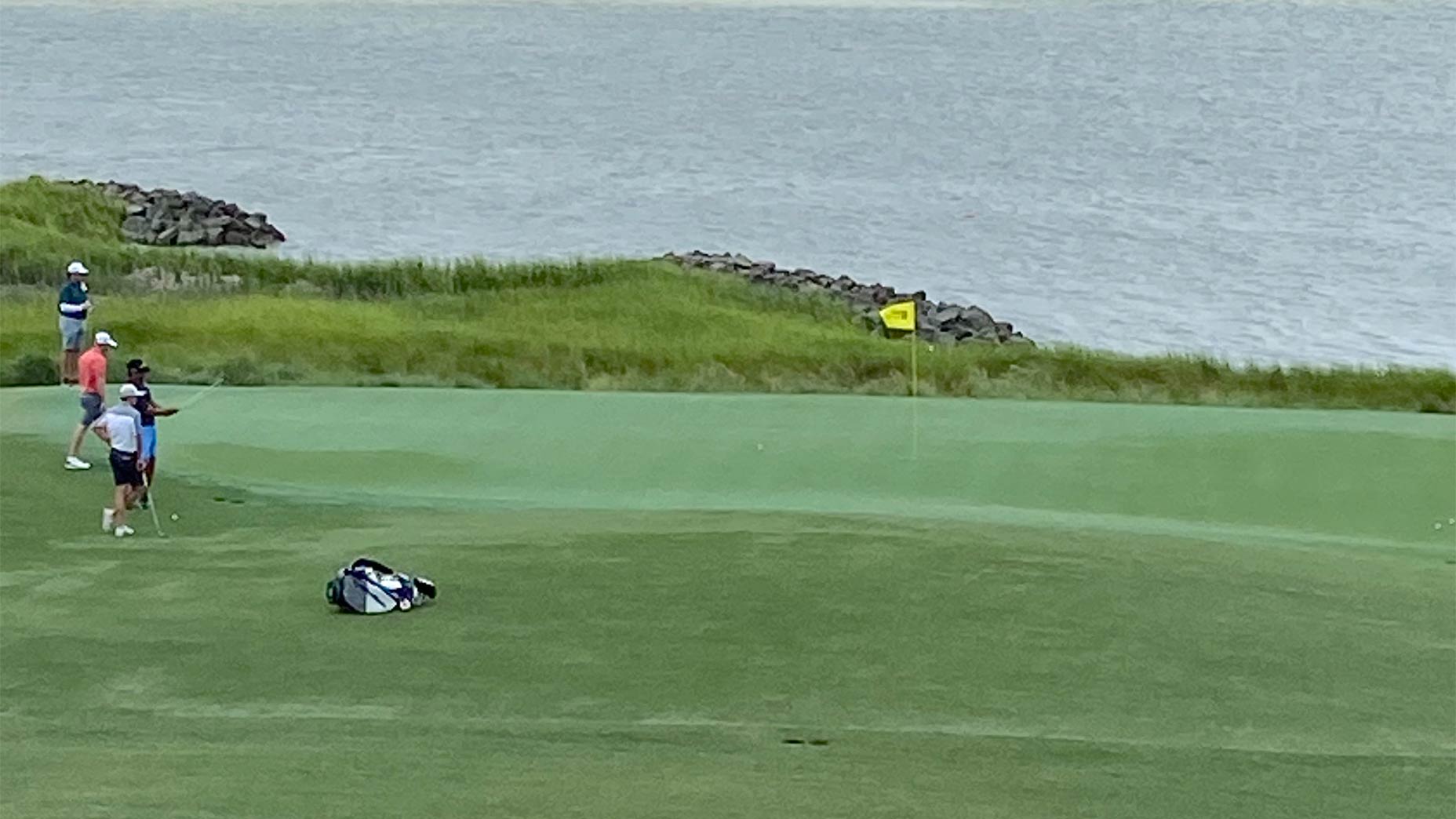 No fans allowed at the RBC Heritage, but some vacationers got really lucky