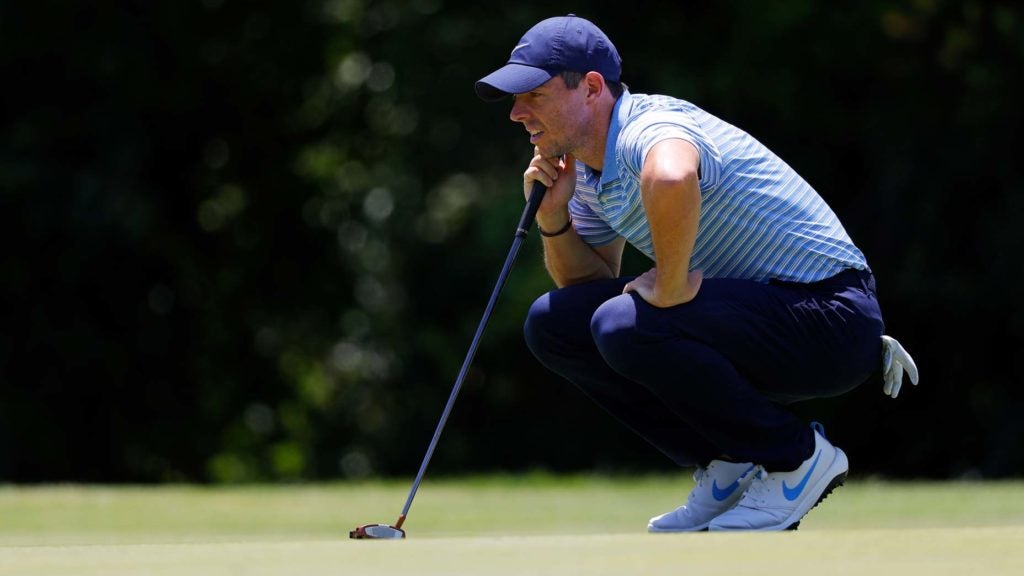 rory mcilroy reads putt