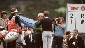 Tom Watson and Jack Nicklaus embrace