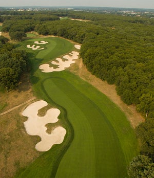 The 4th hole at Bethpage Black.