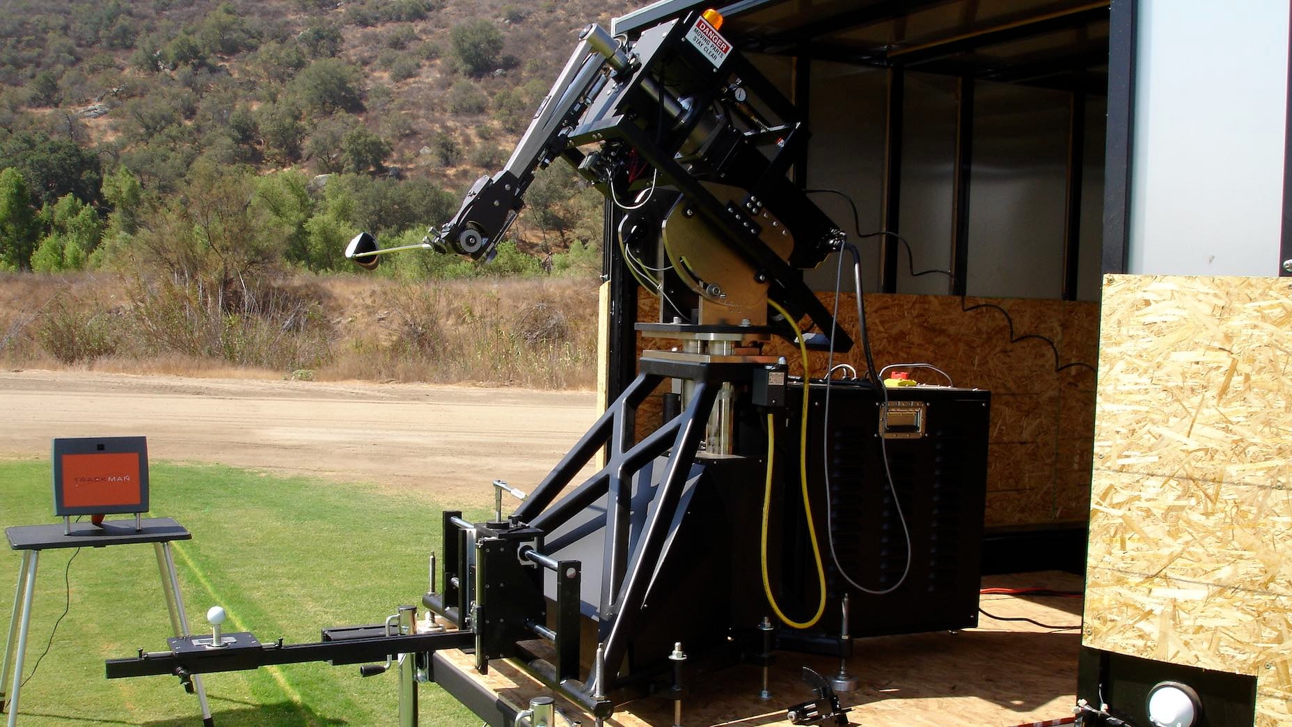 Robottesting a balata ball with modern clubs produced fascinating results