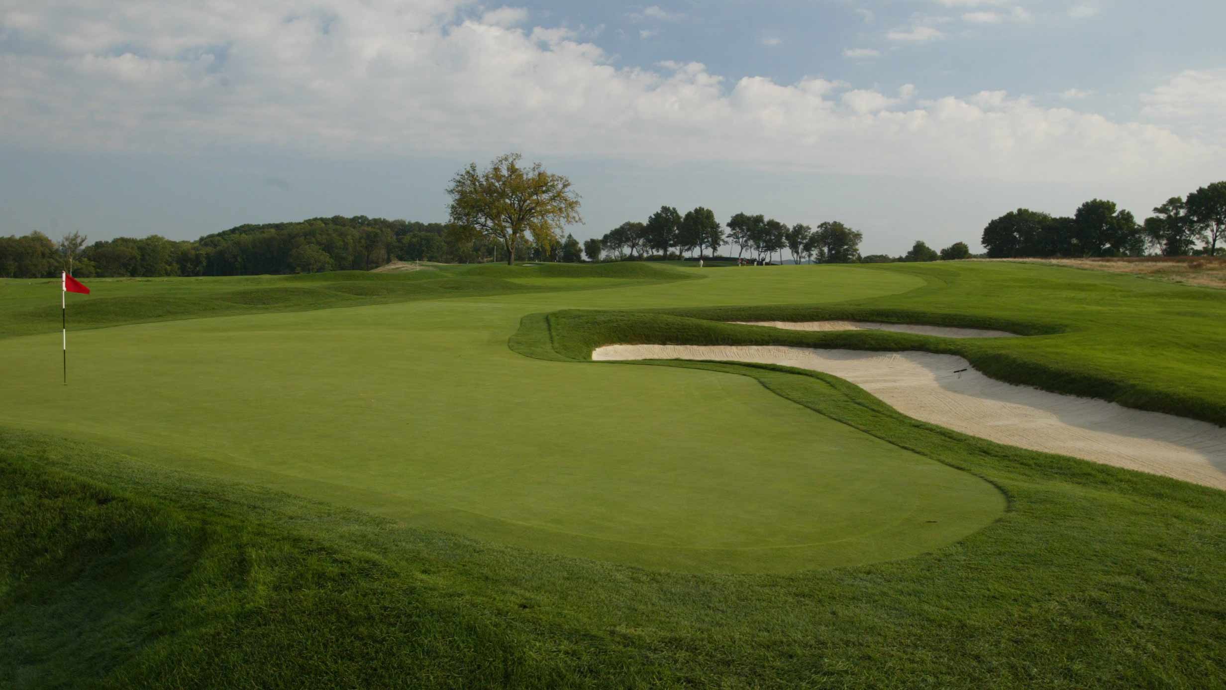 green at oakmont cc