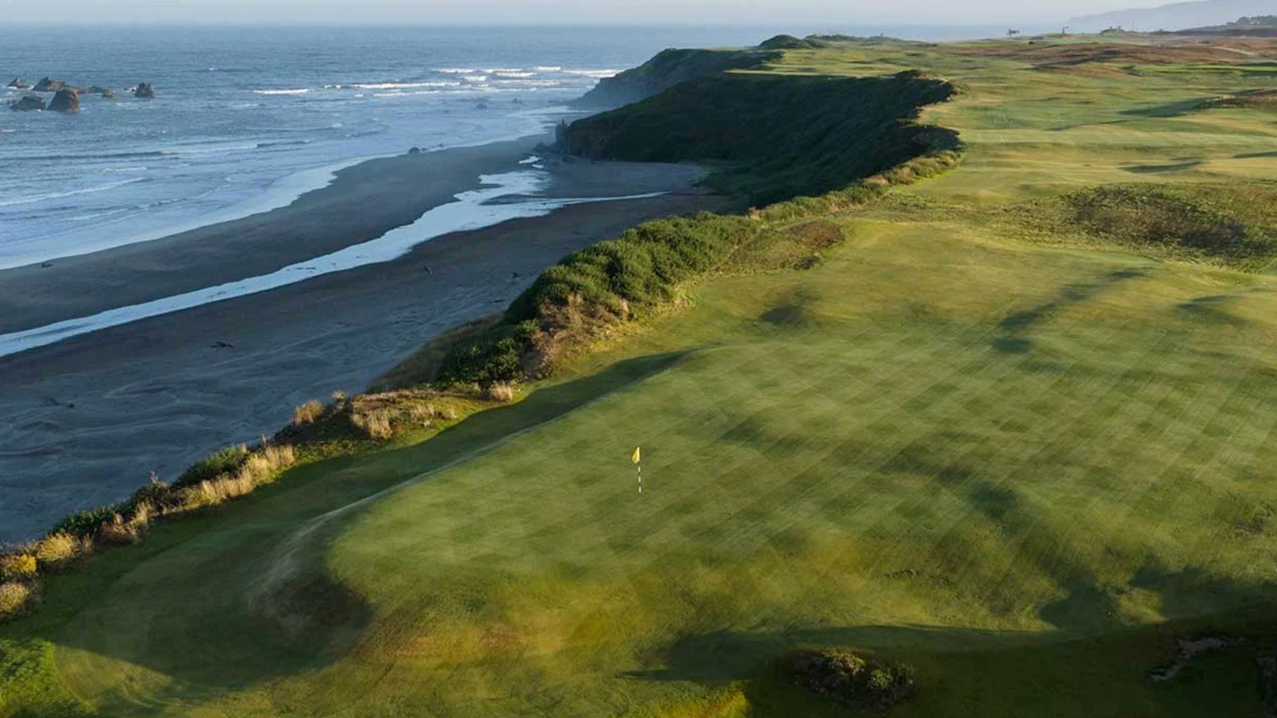 pohled na ovčí ranč v Bandon Dunes.