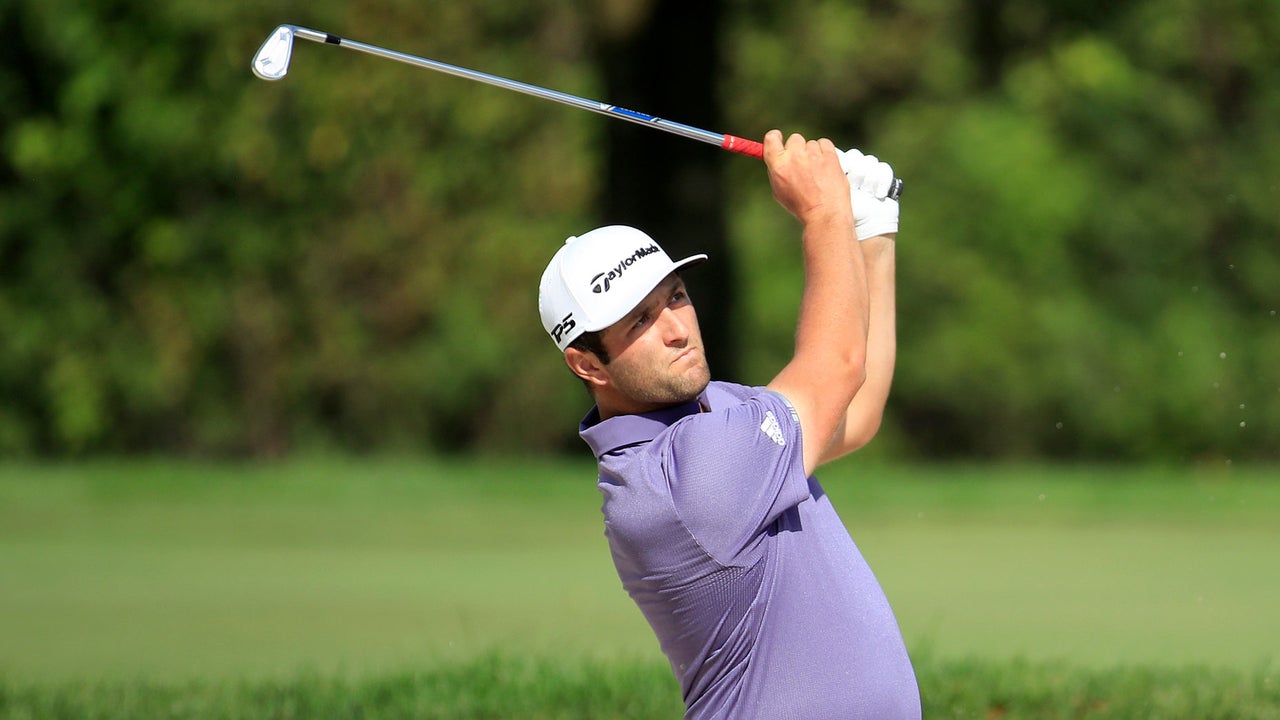 Jon Rahm’s caddie: What the ... are you doing?