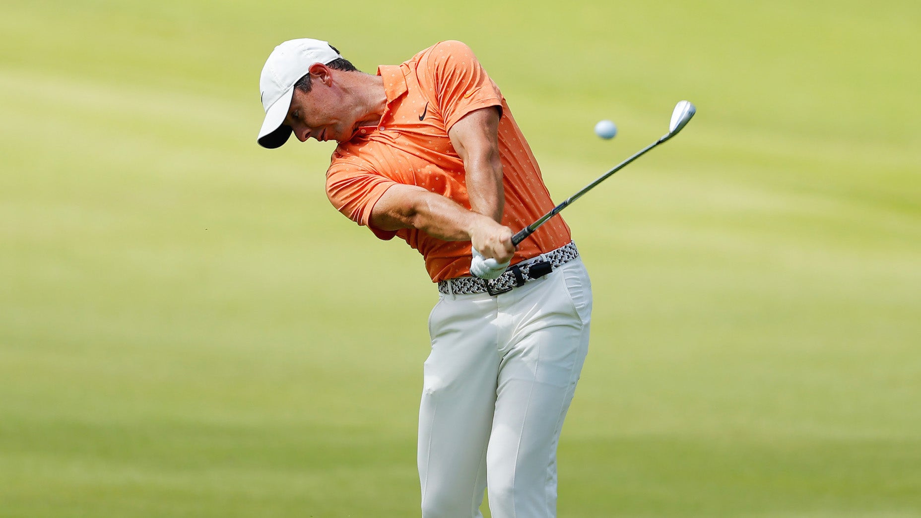 Here's why Rory McIlroy uses the TaylorMade TP5 golf ball