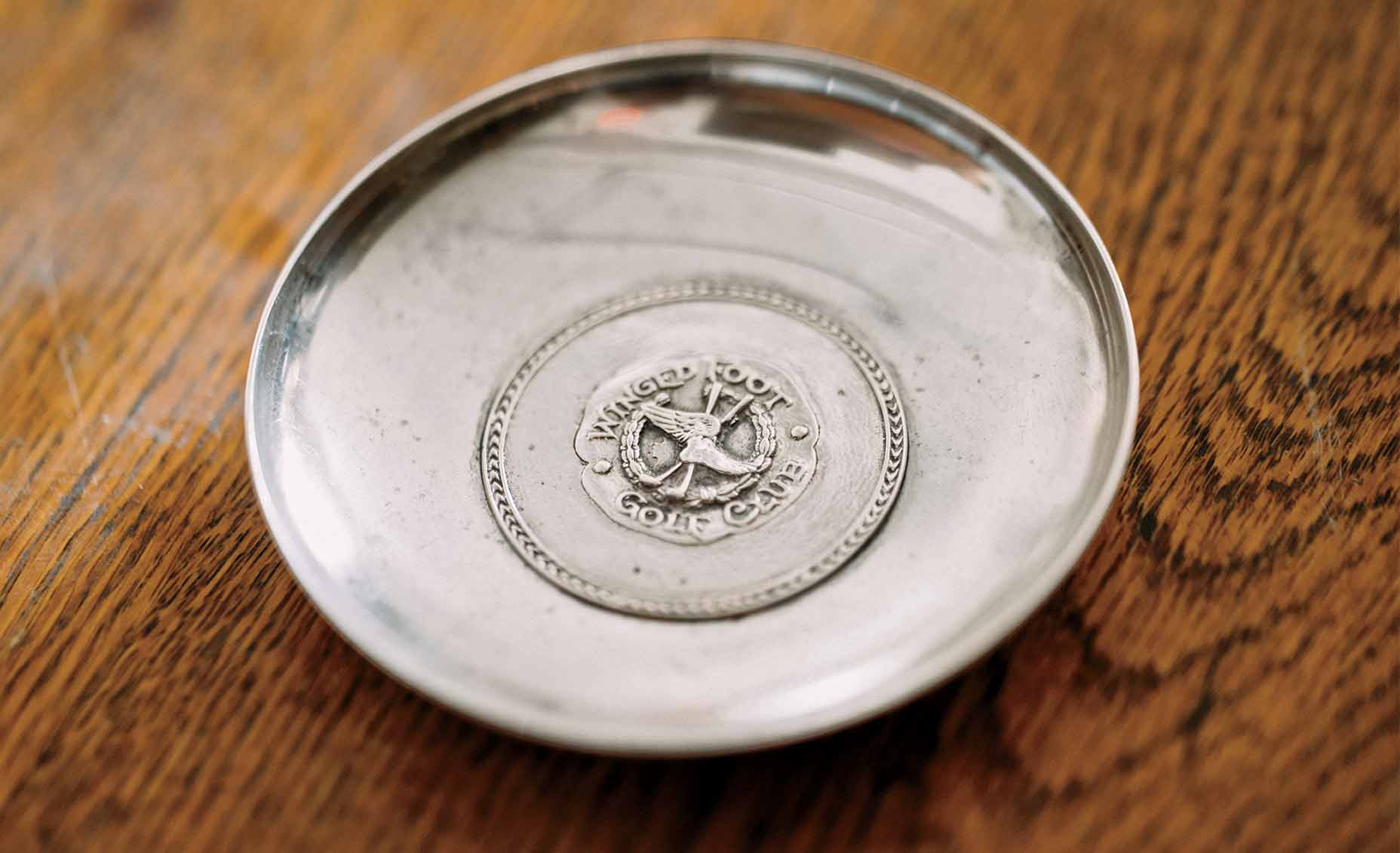 Winged Foot ash tray
