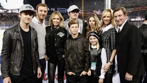 Wayne Gretzky and family at the 2014 Coors Light NHL Stadium Series between the Los Angeles Kings and the Anaheim Ducks.