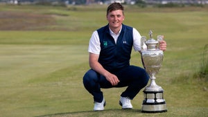 james sugrue with british am trophy